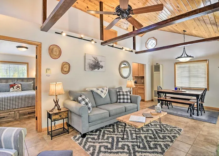 4 Mi To Grand Lake: Mtn-View Cabin W/ Fire Pit!