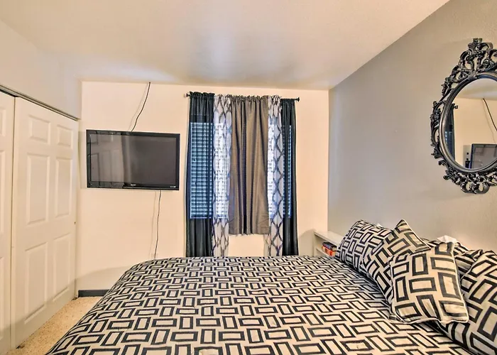 Near Lake Granby: Grand Lake Townhome W/ Views