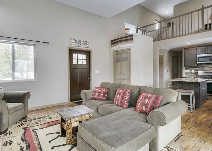 Hike + Ski: Grand Lake Cabin W/ Mtn-View Deck